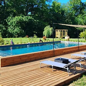 https://le-moulin-de-laumet.midi-pyreneeshotels.com